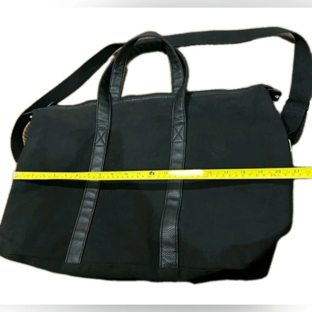 Ralph Lauren Black Duffle Bag w/ Silver Polo Horse Logo Gym/ Travel /Work (NWOT) - Picture 9 of 11